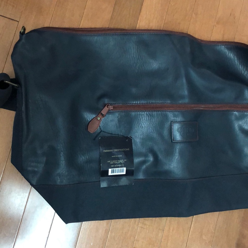 🆕 YSL Opium Duffle Weekender - Picture 3 of 9